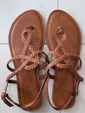 Universal Thread Women’s Jana Braided Wide Width Thong Ankle Strap Sandal size11